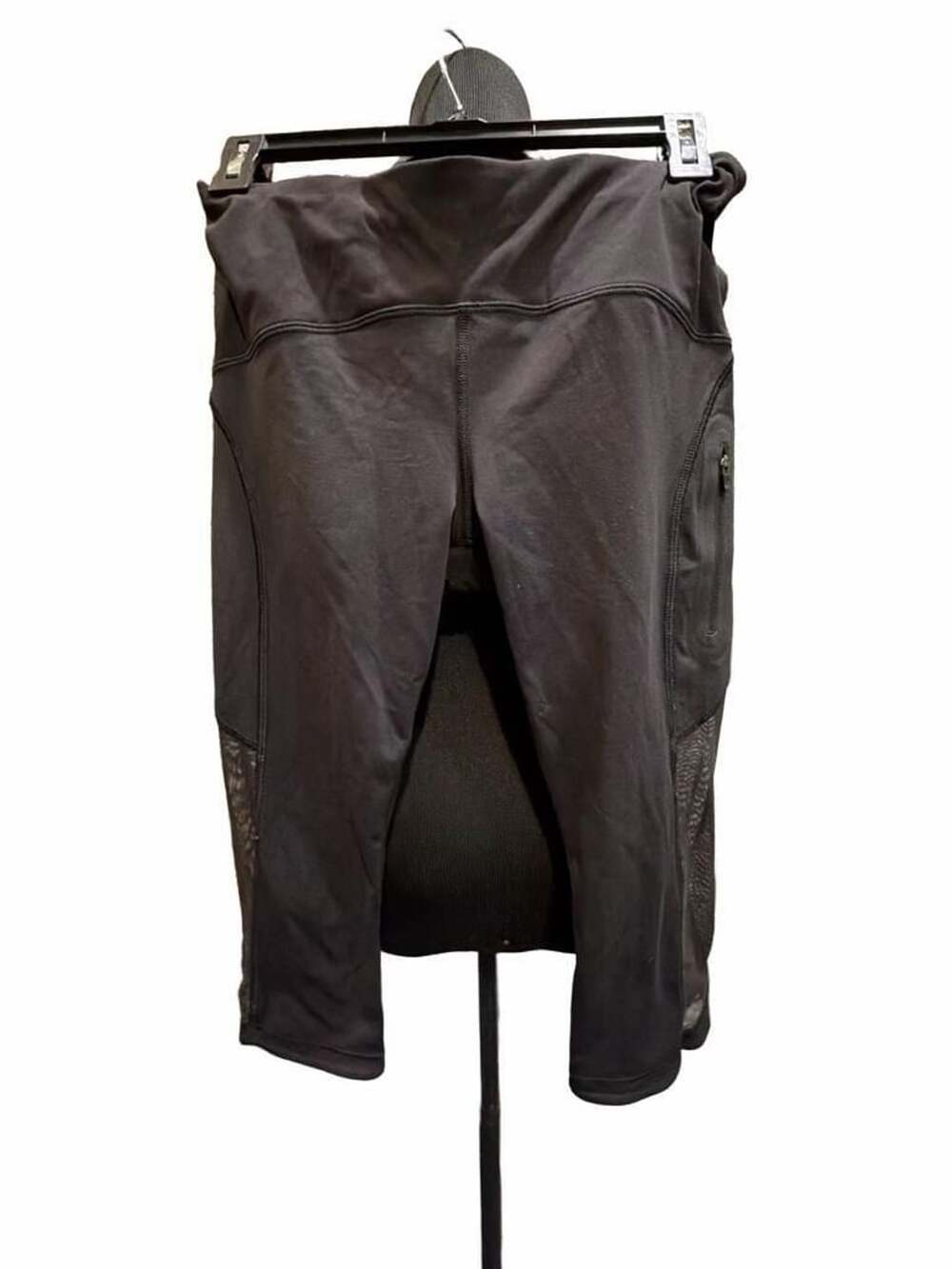 846 Lululemon On Pace Crop Leggings Black Size S